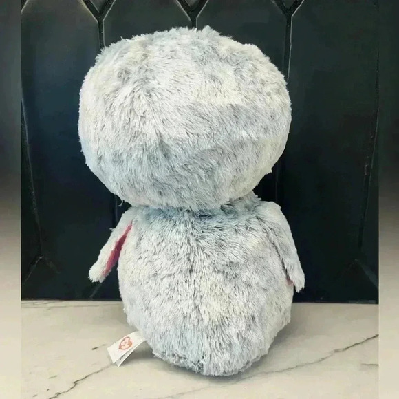 So cute! Ty Beanie Boo Baby Medium Olive the Penguin Plush Toy Glitter Eyes 9 in - Picture 3 of 6